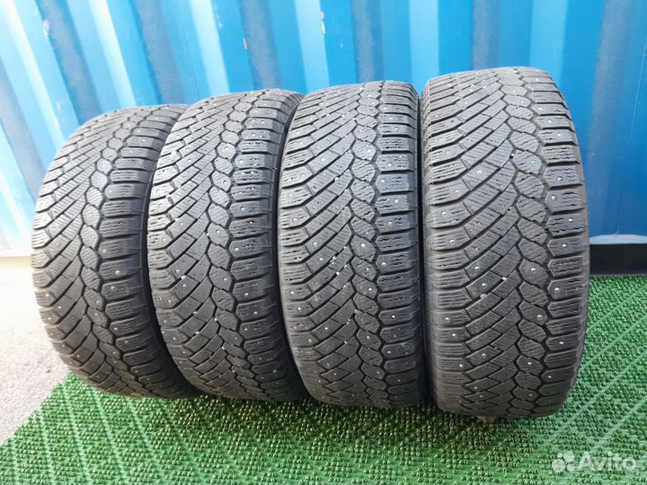 Continental ContiIceContact 225/55 R17 104T