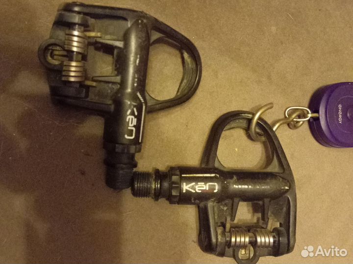 Шоссейные педали look carbon 220грамм