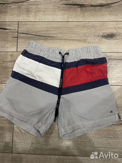 Tommy hilfiger шорты