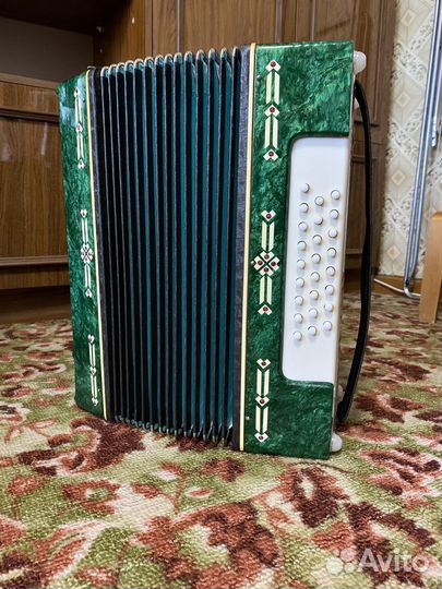 Гармонь Нарач 3