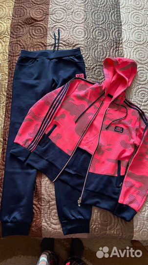 Костюм спортивный на девочку 40 размер