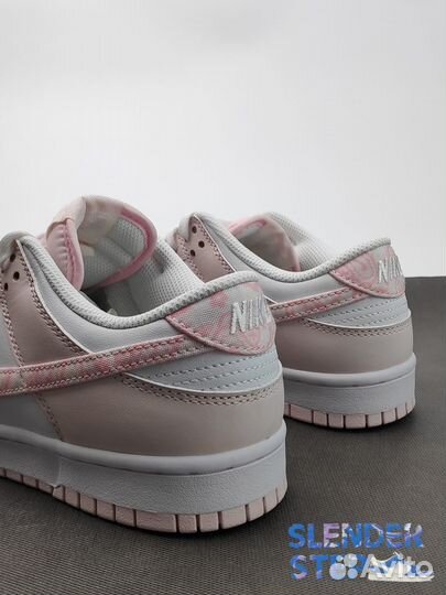 Кроссовки Nike Dunk Low Pink Paisley