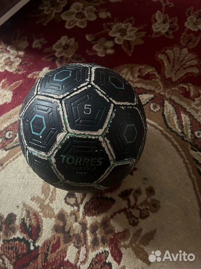 Футбольный мяч