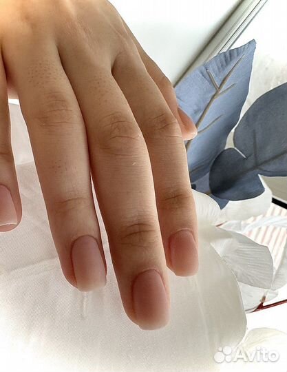 Маникюр и педикюр с покрытием, наращивание