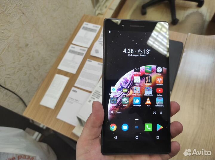 Планшет Lenovo Tab 4 TB-7504X (Состояние нового)