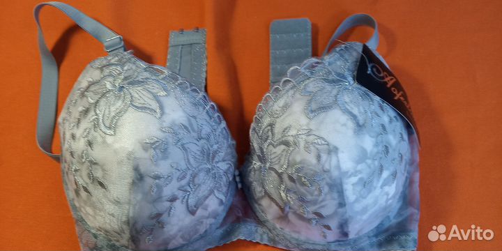 Бюстгальтеры новые Размер В38/85 и Размер В34/75