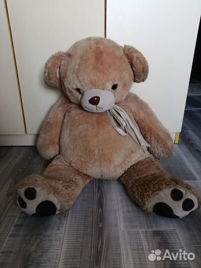 Плюшевый медведь большой