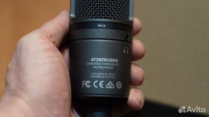 Микрофон Audio-Technica AT2020USB+