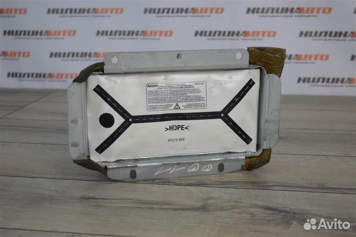 Подушка безопасности в торпедо peugeot 407