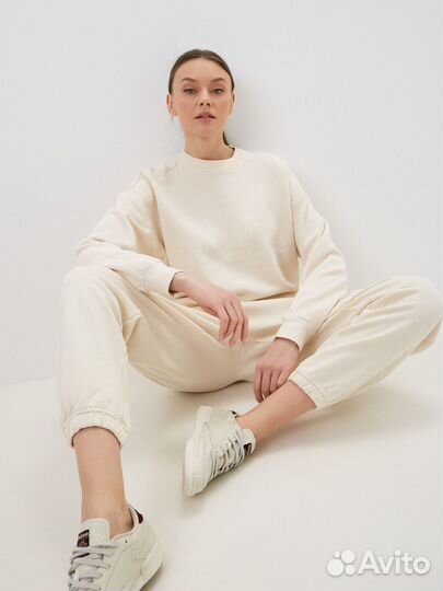 Спортивный костюм reebok женский оригинал беж