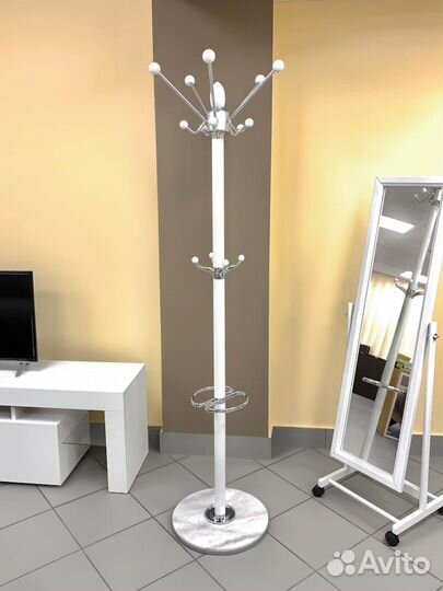 Вешалка напольная для одежды 027