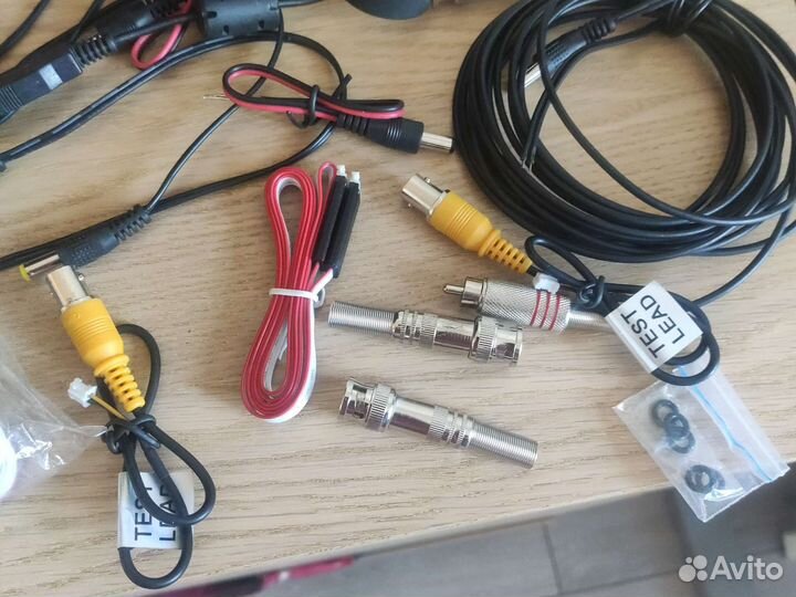 Пульт, кабель, разъемы для видеонаблюдения