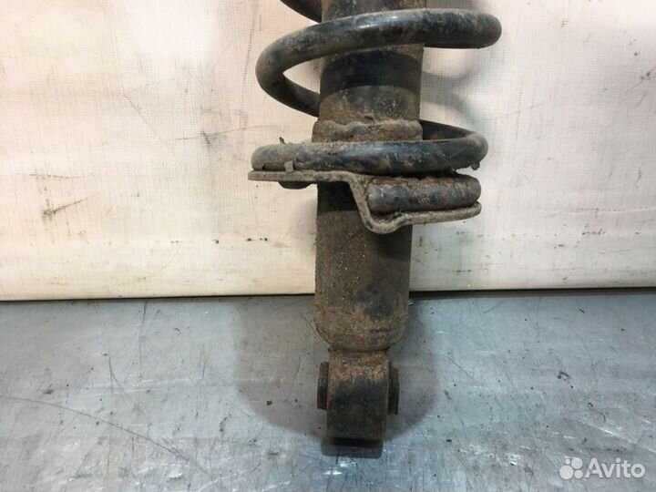 Стойка подвески задняя правая Honda Civic Ferio