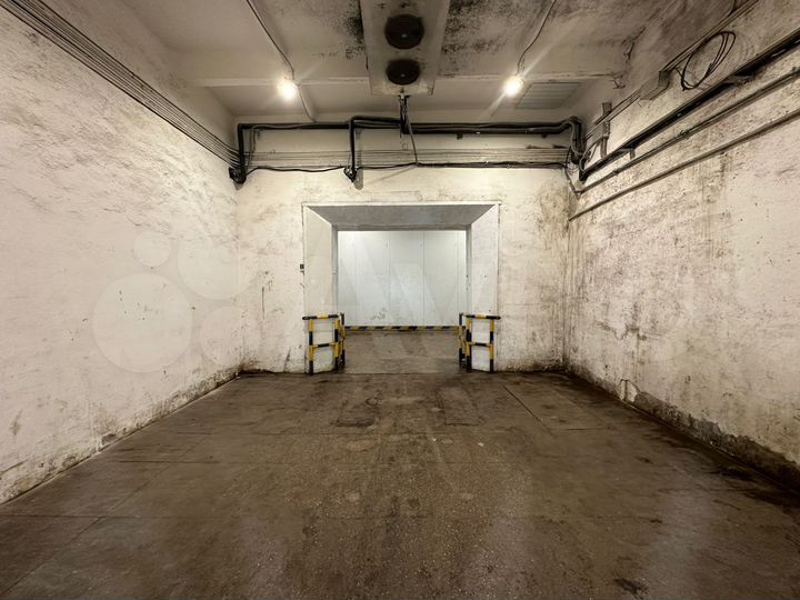 Холодильные склады, 900 м²