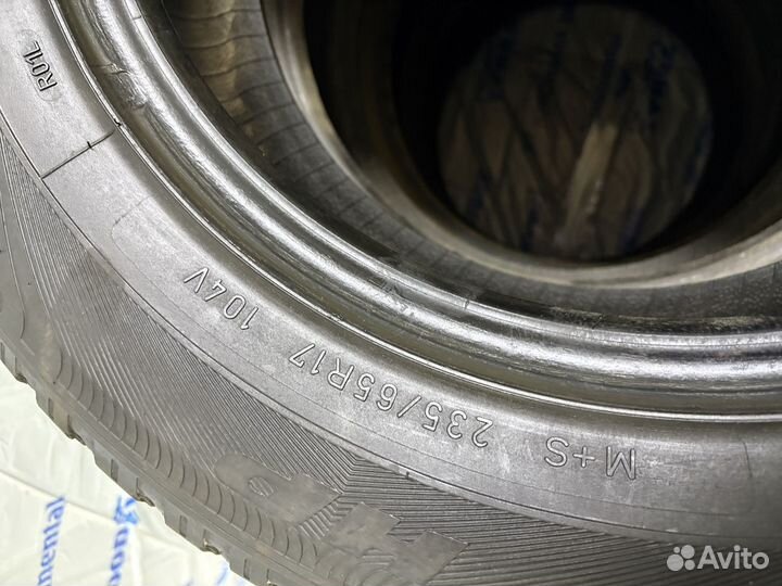 Goodyear Wrangler HP All Weather 235/65 R17 104V