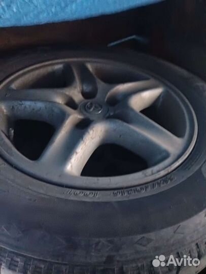 Продам литьё с резиной 2 комплекта лето, зима