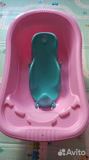 Ванночка с горкой для купания