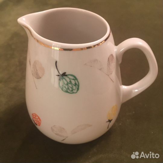 Фарфоровый молочник и сахарница «Пролетарий»ссср