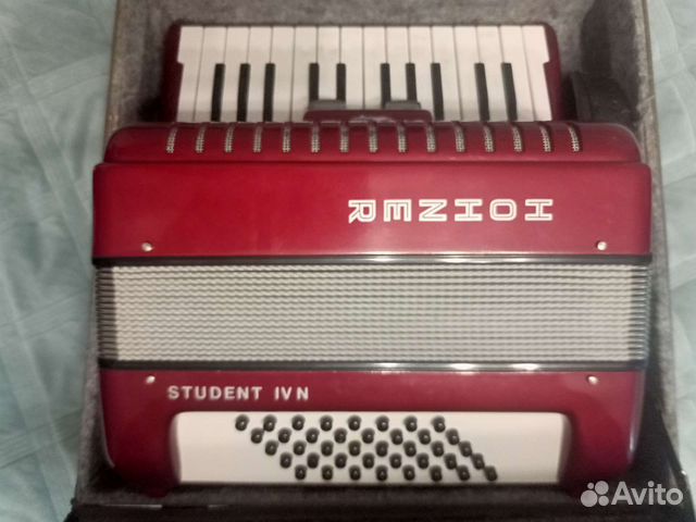 Аккордеон hohner 1/2