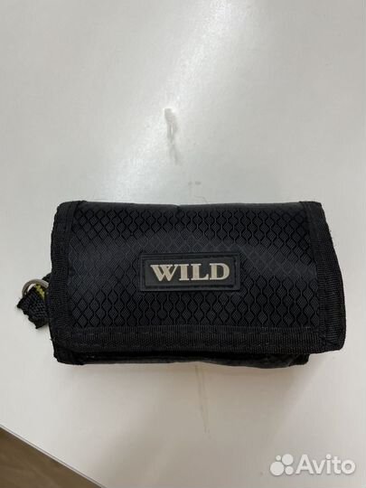 Кошелек забитый монетами