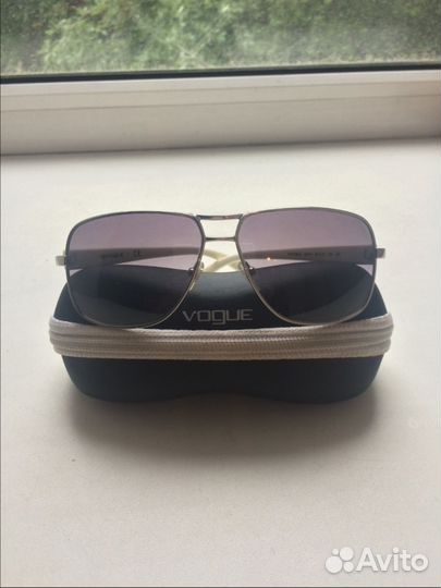 Женские очки Vogue