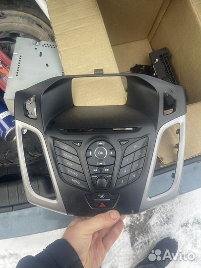 Продам штатную магнитолу от форд фокус 3