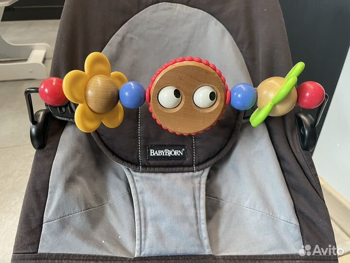 Шезлонг babybjorn оригинал