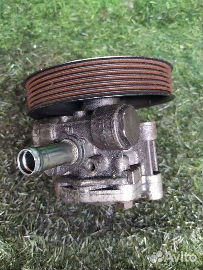 Насос компрессор гур Mitsubishi Outlander XL