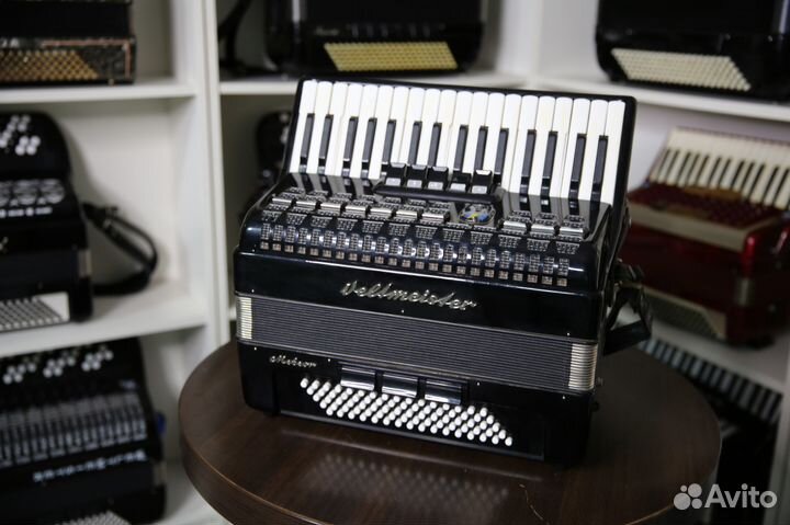 Аккордеон Weltmeister Meteor