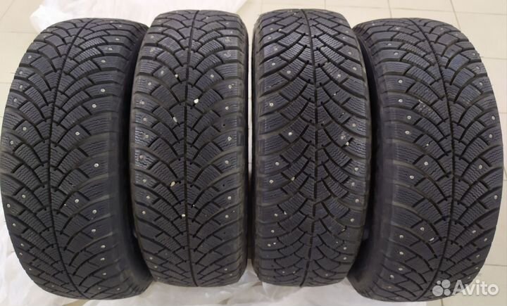 Bfgoodrich G-Force Stud 215/65 R16