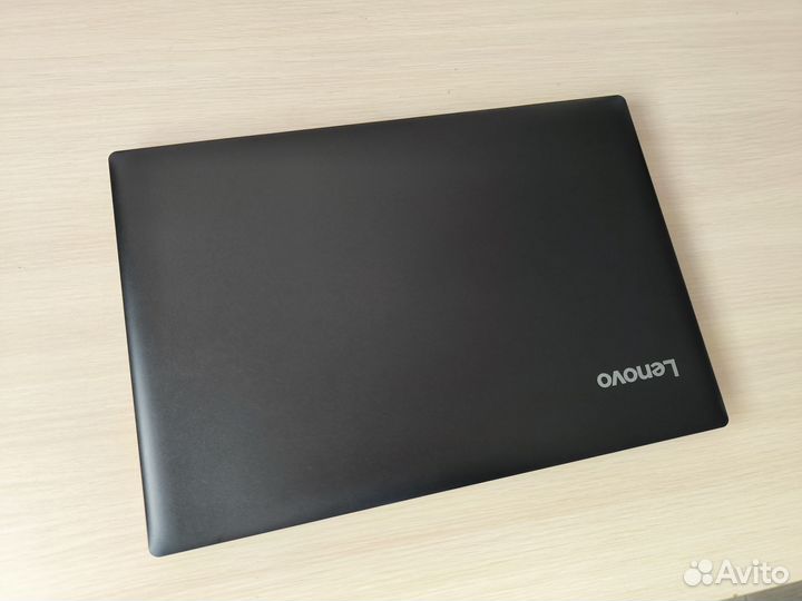 Ноутбук Lenovo