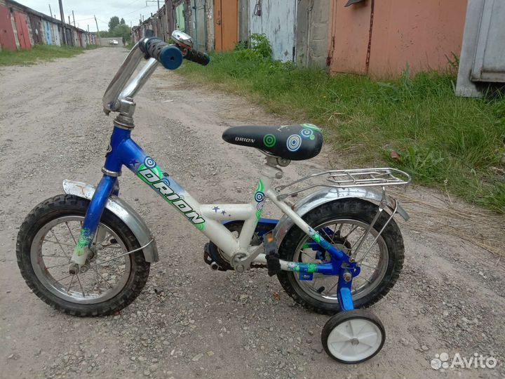 Детский трехколесный велосипед