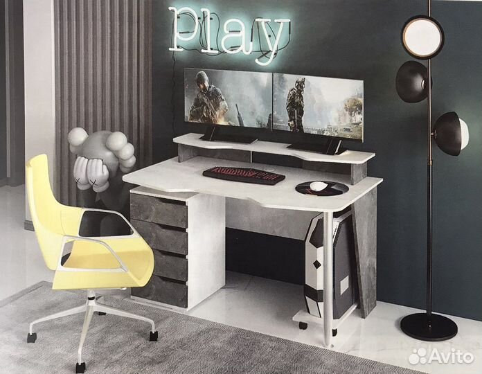 Стол компьютерный