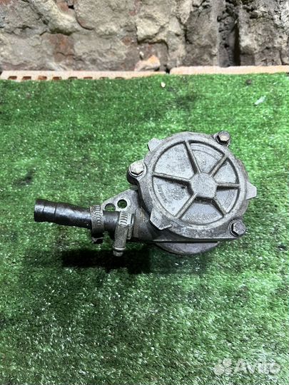 Вакумный насос BMw E46 M47