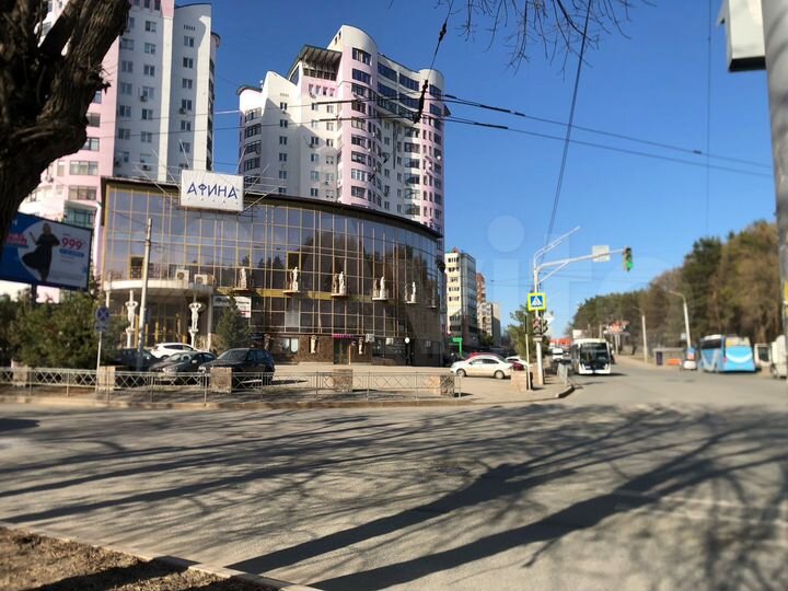 Торговое с фед. арендатором, 223 м², красная линия