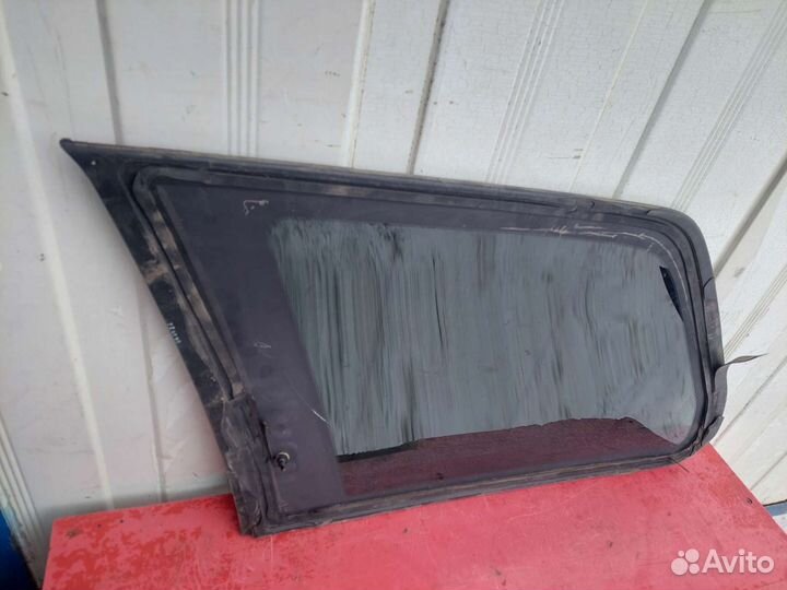Стекло кузовное глухое Volvo XC90 1