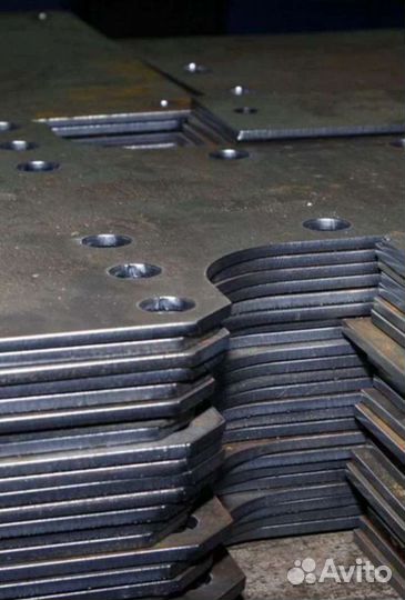 Лазерная резка металла Неметаллов гравировк жетон