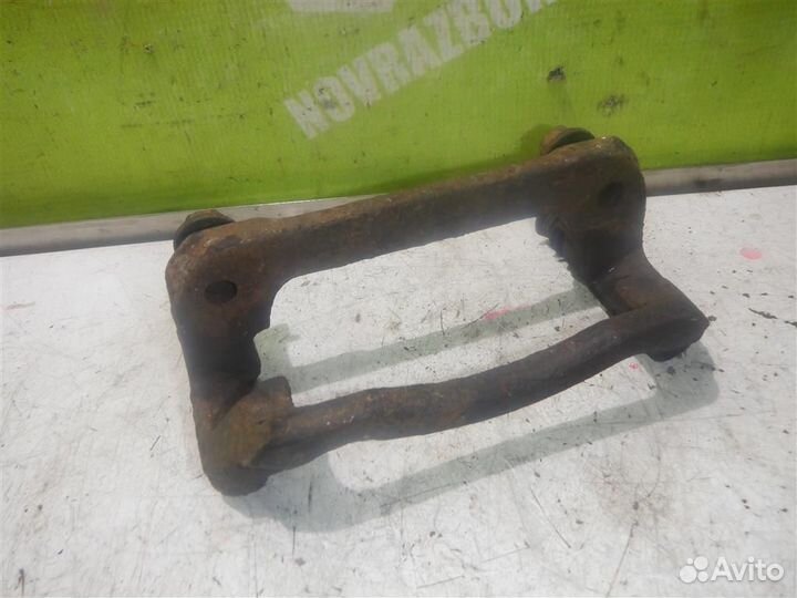Скоба суппорта переднего Ровер 4-серия