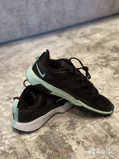 Кроссовки для тенниса Nike Vapor 9,5 US