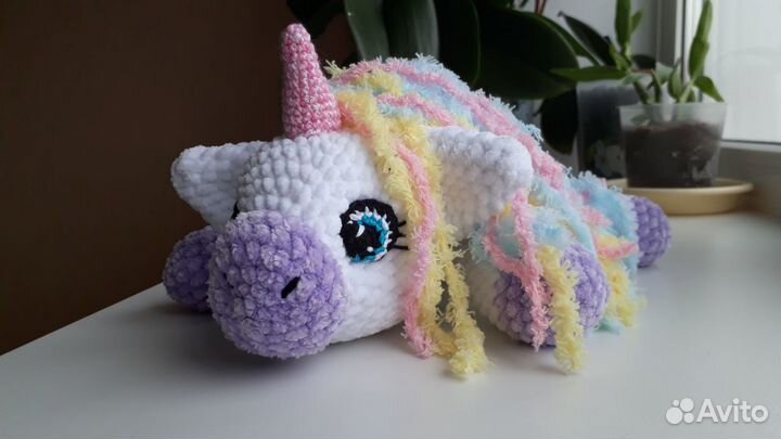 Единорог из плюшевой пряжи