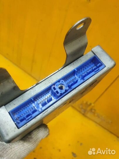 Блок управления двигателем двс GA15 Nissan