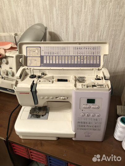 Швейная машина Janome 6260