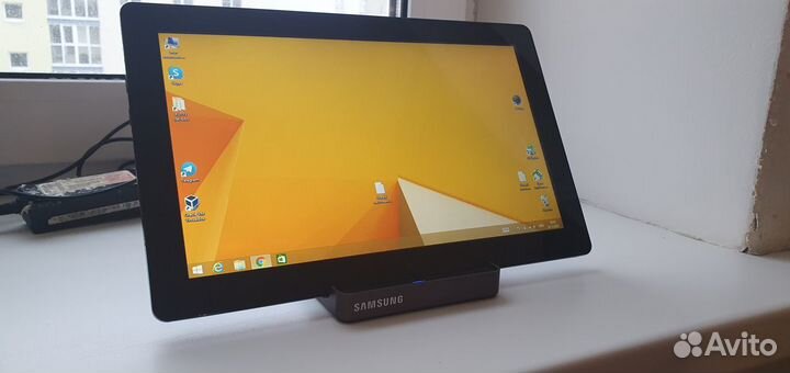 Samsung Slate 64Gb i5 сенсорный ноутбук/планшет