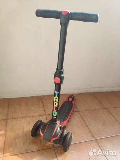 Детский самокат Trolo