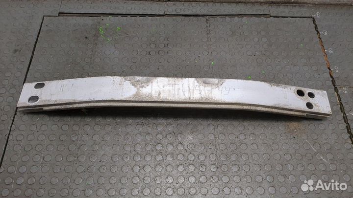 Усилитель бампера Toyota Prius, 2005