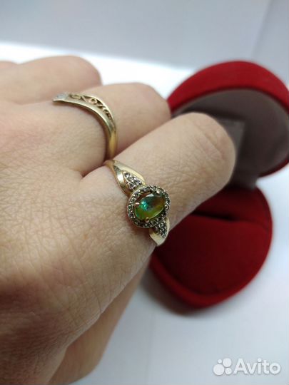 Золотое кольцо 585 пробы р 18,5