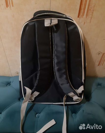 Рюкзак школьный,новый
