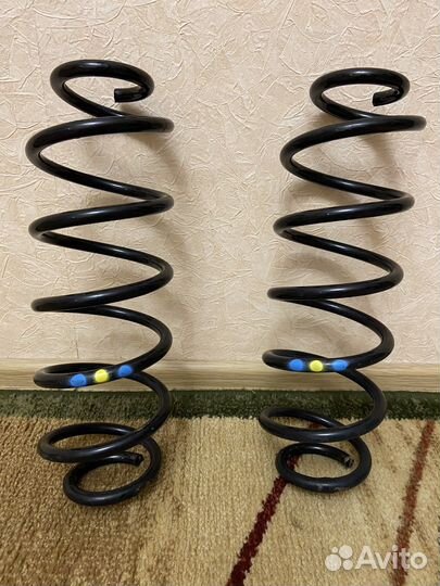 Пружины задние