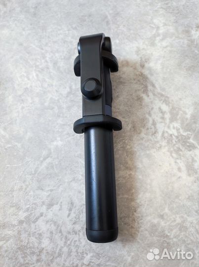 Монопод-трипод селфи палка Xiaomi Mi Tripod Selfie