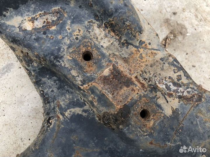 Балка подмоторная Freelander 1998-2006